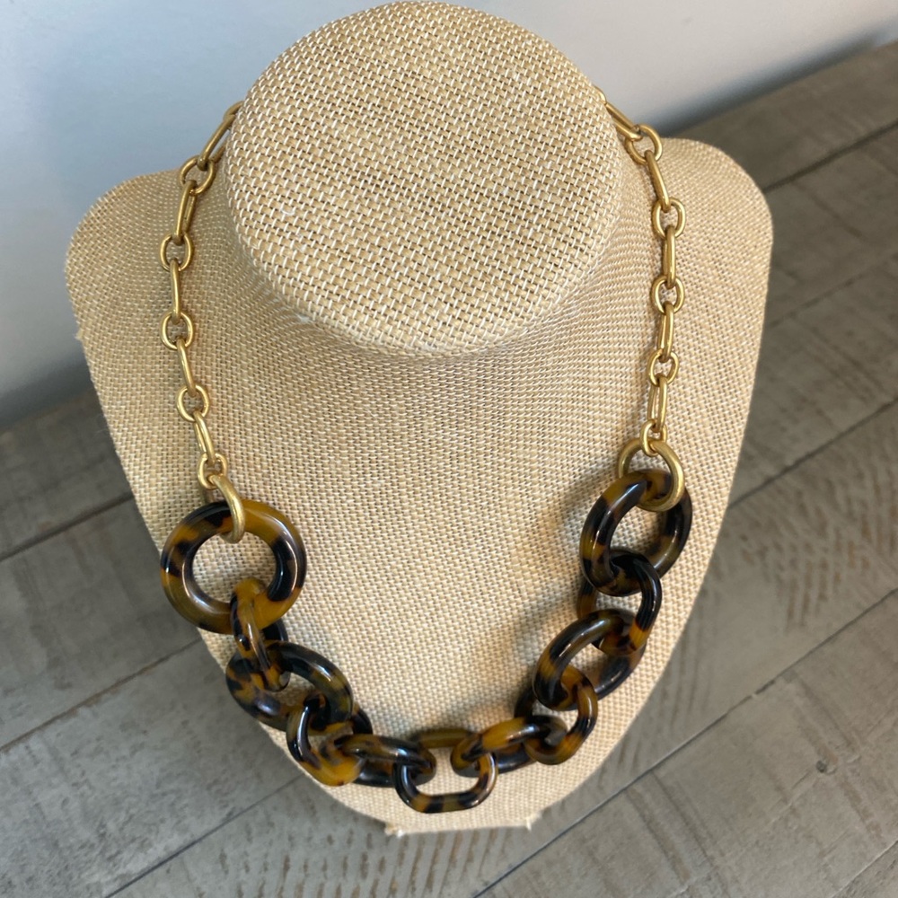 J. Crew Tortoise Shell Acrylic Link Loops Gold Tone Chain Statement Necklace 18” - Picture 7 of 10
